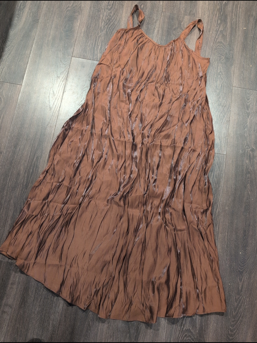 Women's Brown Crinkle Satin Maxi Sleeveless Dress Tiered Boho Size M NWOT
